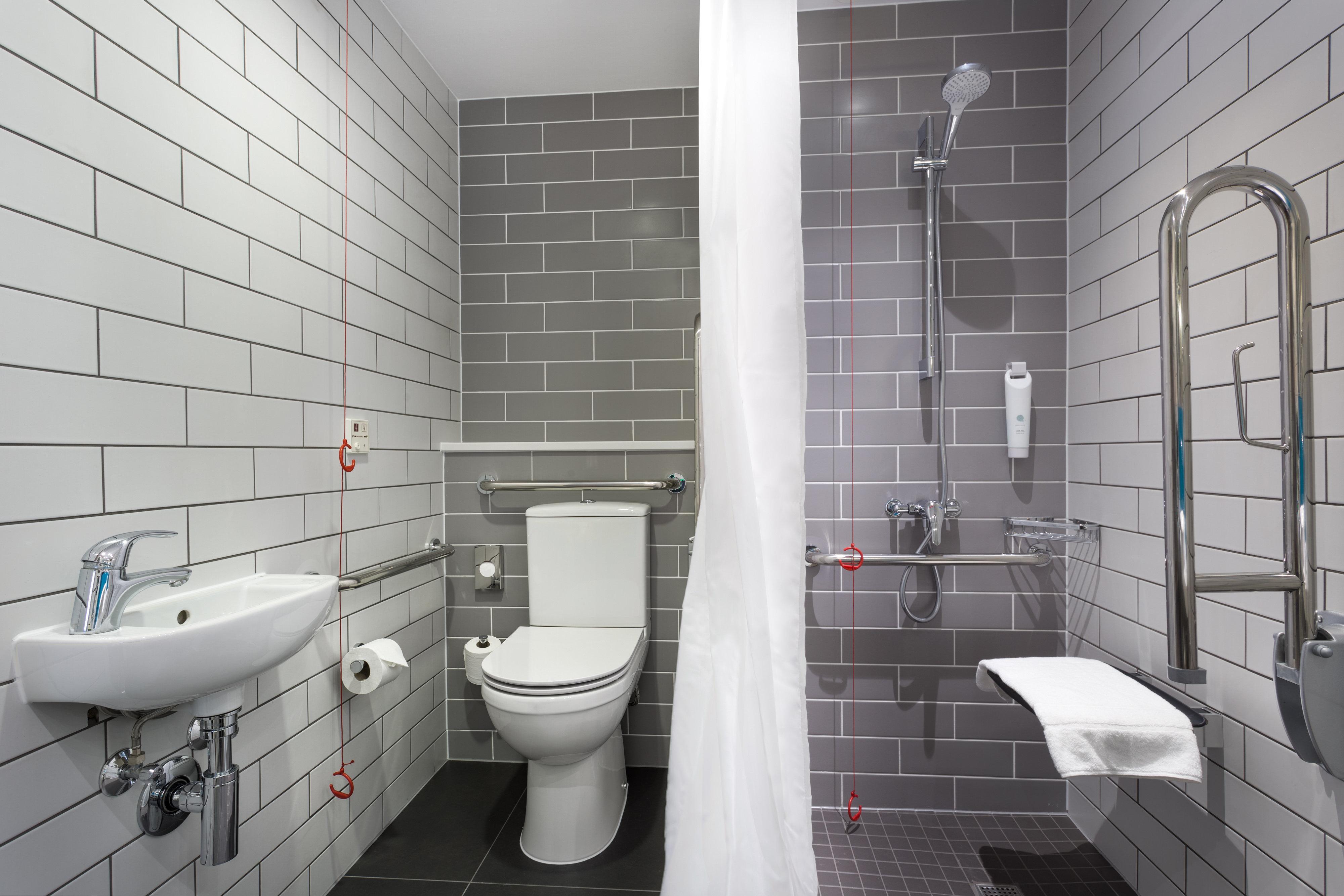 Express London - Junction By Ihg 3*