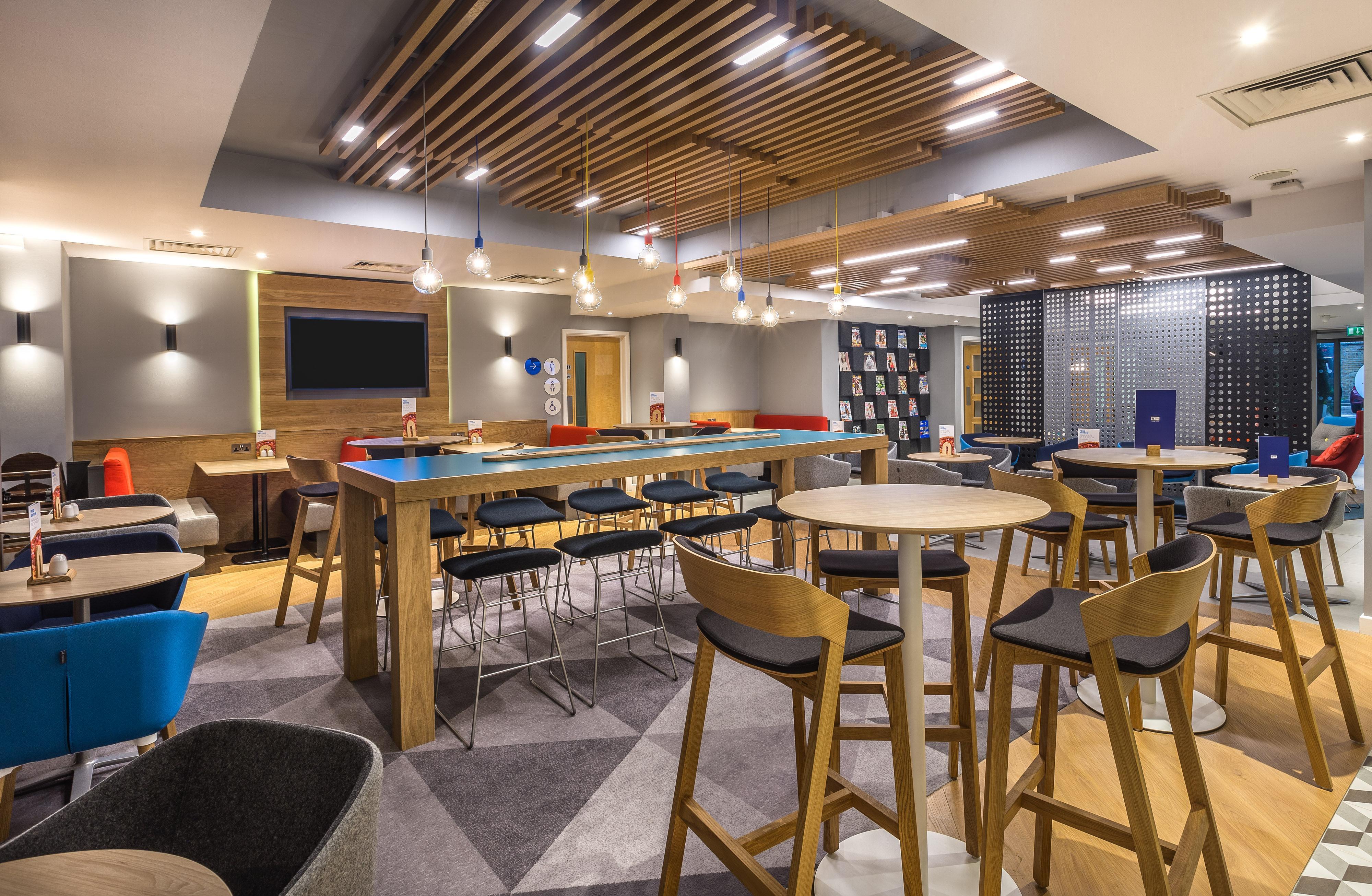 Hotel Express London - Junction By Ihg 3*